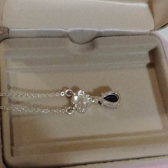 NWOT AVON SH Faux Silver/ Saphire Pendant - Picture 5 of 6